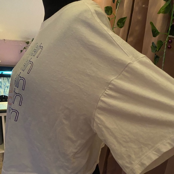 large and lose fitting, multi colored words but plain white shirt, very cute! - Picture 3 of 5